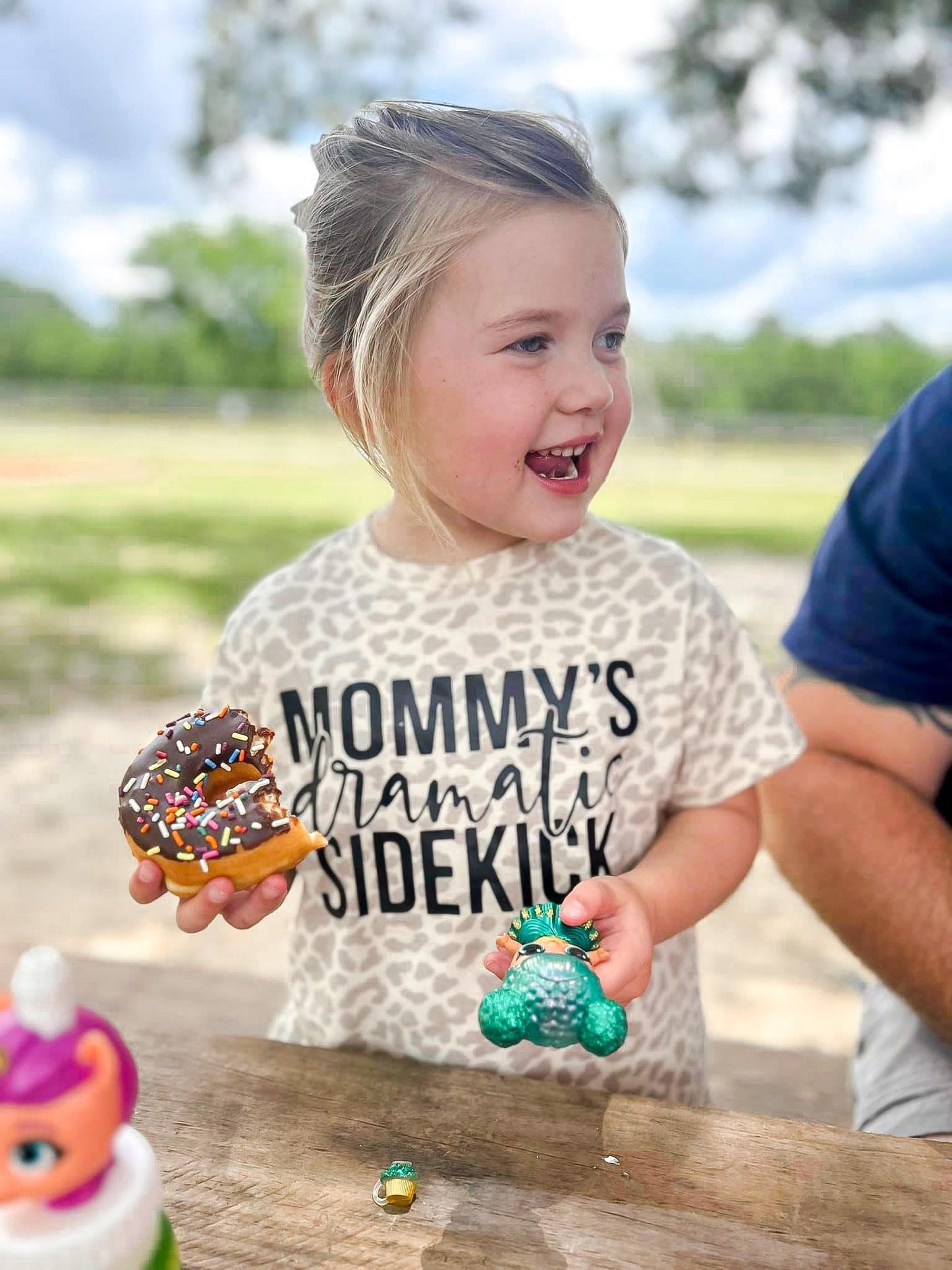 Mommys Dramatic Sidekick Tee